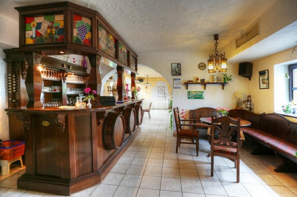 Pension & Gasthaus 카렌 외부 사진